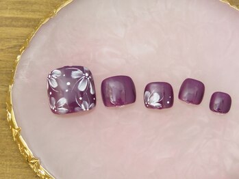 フットネイルも得意です♪