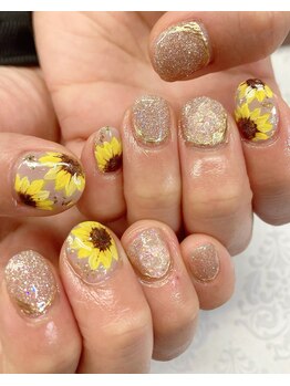 ひまわりネイル