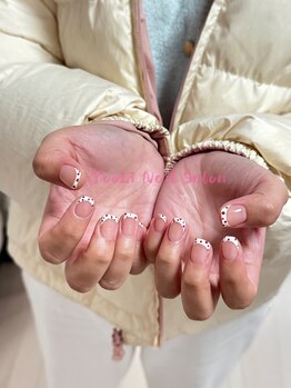 可愛いフレンチネイル