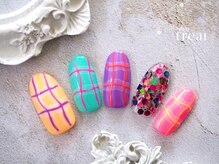 トリート(treat)/トレンド7月/ネオン/ニュアンス