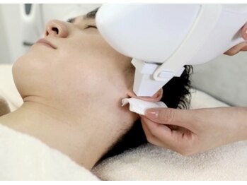 アップパイン(UPPINE)/耳脱毛/大国町/なんば