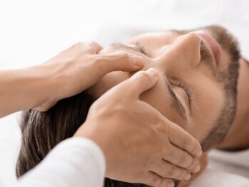 ザ ヘッドスパ トウキョウ 京都店(The head spa tokyo)の写真/《経験豊富なケアリストによる本格施術》頭皮クレンジングでスッキリ爽快。眼精疲労/首/肩こりの解消にも◎