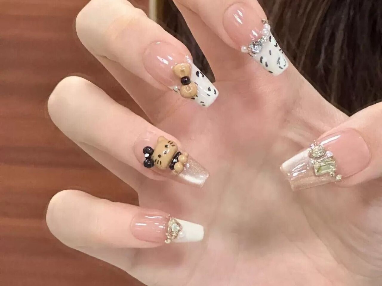 2026年冬トレンド】フレンチのネイルデザイン集｜人気順｜493ページ目