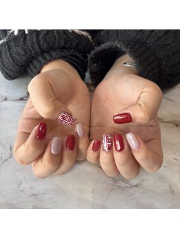 ハニービー(Honey Bee)/バレンタインネイル