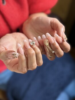 ココン フォー ビューティー(Cocon for Beauty)の写真/亀裂や深爪にお悩みの方…自然な長さだしで手元から気分UP☆コンプレックスのある方も憧れの縦長美爪に♪