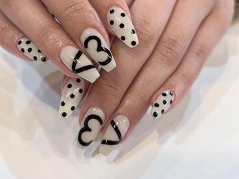 ドットハートネイル