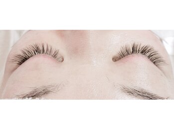 サロン ククゥ(Salon Coucou)/ボリューム両目140束(約70束づつ