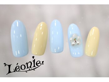 レオニー(Leonie)/フラワーパールネイル