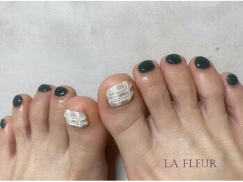 ラ フルール(La Fleur)/Foot 親指アートモデル