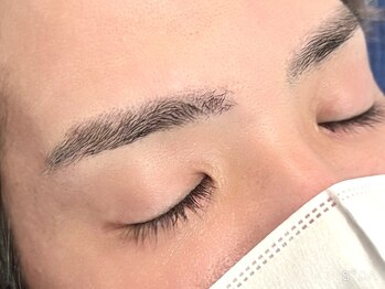 ニカ(nIka)/眉毛WAX脱毛×眉毛パーマ