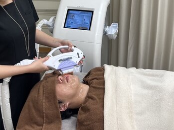 ベリアス(BELIAS)の写真/最新の機械"ルミクスA9X"を使用◎3週間に1度のペースでご来店いただけます。毎日の自己処理時間を短縮♪