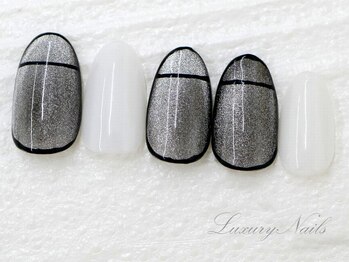 ラグジュアリー ネイルズ(Luxury Nails)/マグネット*囲みフレンチNail