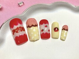 いちごチョコネイル