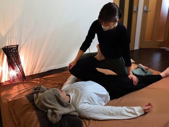カーム(Calm)の写真/本場タイで学んできた技術をご提供◎ストレッチを多く含むタイ古式マッサージで施術後はスッキリ爽快！