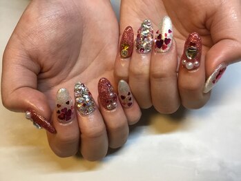 ラウト デコレーションアンドネイルサロン(Lauto Decoration&Nail Salon)/キラキラハートスカルプ