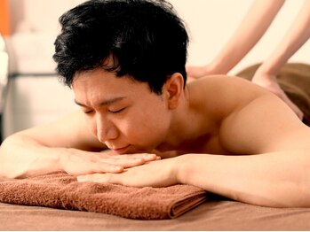 タンセイ(TANSEI)の写真/お仕事でお疲れの方必見！【OPEN特価★もみほぐし整体60分2900円/アロマリンパ60分3900円】[足つぼ/新宿]