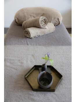 癒し処 利休 堀江店/和漢オイルとタオル