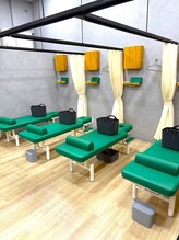 GROW UP接骨院・鍼灸院 北大路駅前/清潔で明るい店内◎