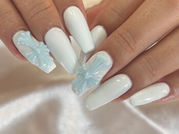 マラマネイル(Malama Nail)/ホワイトブルー/クロムモールド