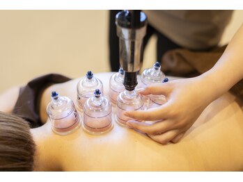 タクマ鍼灸整体院 高松(TaKuMa鍼灸整体院)/筋膜リリースで背中のコリ解消