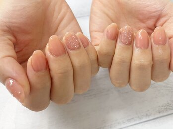 クール(coeur)の写真/自爪を削らず健康的に＊歴27年のネイリストが叶える、働く女性の指先に馴染む上品ネイル♪