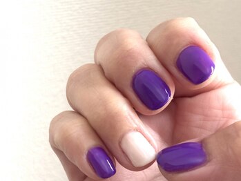 ラクーナ(Lacuna)の写真/「シンプルだけど少し個性が欲しい」そんな貴方のために♪シンプル+こだわりの一癖で唯一無二の指先に◎