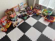 ニッカバイレオン ネイル パラジェル フィルイン(Nicca by leon nail)の雰囲気(キッズスペースが充実してます♪)