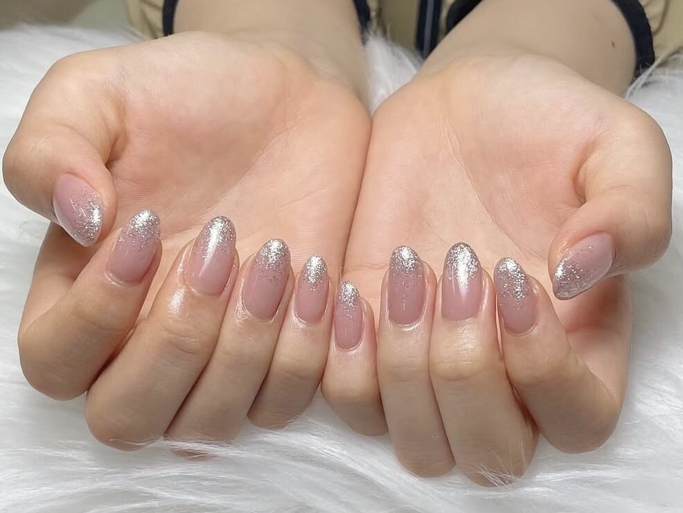 ❤️引き取り限定★17万円のオーダーソファ★店舗★ネイルサロン★受付 はあとねいる 西岐阜店｜ホットペッパービューティー