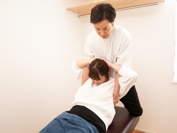 フォーク(folk.)の写真/本格カイロプラクティック技術で、首肩の辛さを改善!骨盤の歪みを正して、肩こりや腰痛を根本から改善♪