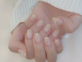 ふんわり可愛いガーリーネイル