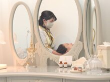 小顔矯正サロン kanonの雰囲気(ストレスや生活習慣でこわばった頭蓋骨を、やさしくめるめて。)