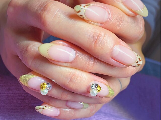 A nail【ア ネイル】