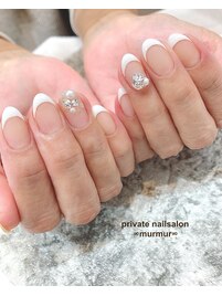 フレンチネイル