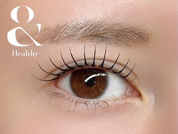 ブルームバイスリー(Bloom by THLEE)の写真/アンドヘルシーで自然な美まつげで輝く目元に♪LEDマツエクで長持ち◎[アンドヘルシー/LEDマツエク]