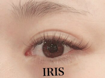 プライベート アイリス(Private IRIS)の写真/一人ひとりの目の形を活かしたデザイン提案で自まつ毛がスッと伸びたようなナチュラルEYEへ☆瞳ヂカラもUP!