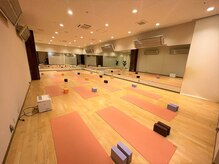 トータルボディヨガ ウニクス川越スタジオ(Total Body Yoga)の雰囲気（選べる2つのコース【月会費コース】と【回数券コース】）