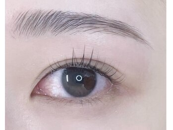 ルチア(Lucia)/ラッシュリフト上+WAX