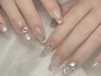 ショーサロン(SHOW SALON)の写真/派手なデザインがお好きな方、繊細なアートをしたい方にオススメ★手元を見るたびに気分が上がる指先へ♪