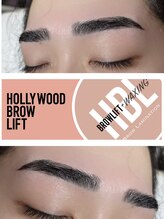 ラリス(Ralis)/ハリウッドブロウリフト