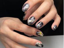 ウム(ium)/ニュアンスネイル