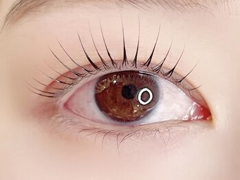 エクラ(eclat)の写真/《話題★高持続LEDまつエク導入》根元からしっかり立ち上げで透明感のある瞳をGet★【岸和田/春木駅すぐ】