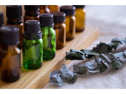 白ねこ化粧品店の写真