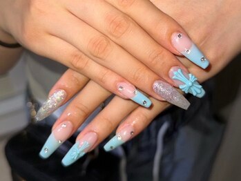 ネイルアウルビューティー(NAIL Aulu'b Beauty)の写真/【アート放題コースあり◎】持ち込みデザインや立体パーツ、流行のデザインもおまかせください♪