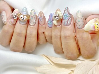 ナナ(7)/キャラネイル(手描きアート)