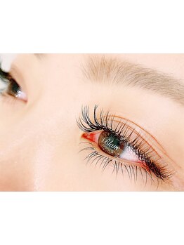 ボリュームのある目元にしたい