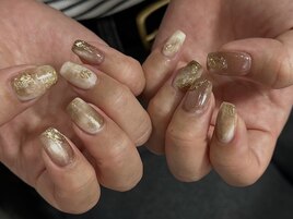 ピンクベージュ×ニュアンス