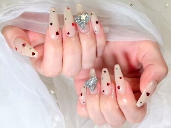 モジョネイルサロン 横浜店(Mojo Nailsalon)の写真/【センスと技術が光る指先に☆】あなただけの贅沢ネイルアート♪をご提案！周りと差がつくデザインに◎