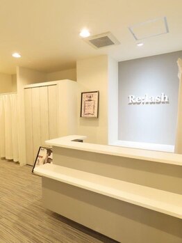 リラッシュ 岡山駅前店(Re:lash)/フロントのお写真♪