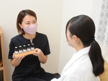 藍 心体サロン(藍*心体salon)の雰囲気（お客様のお悩みや精油の効能に合わせて約６０種類の精油から調合）