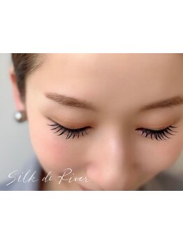 ボリュームのある目元にしたい